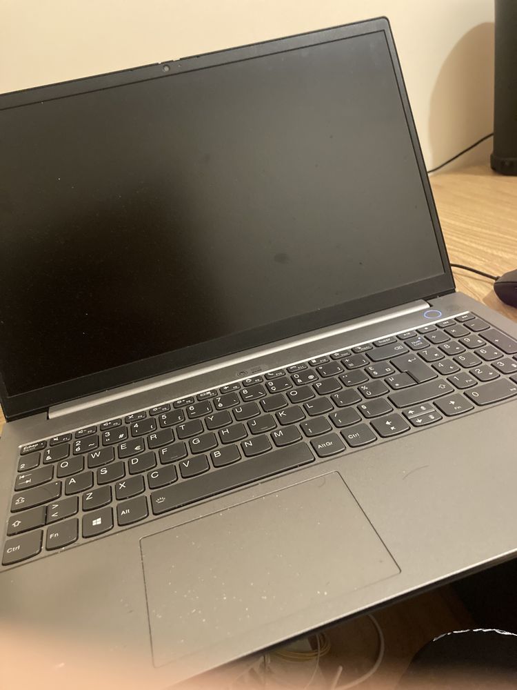 Laptop Lenovo i5 10th generation