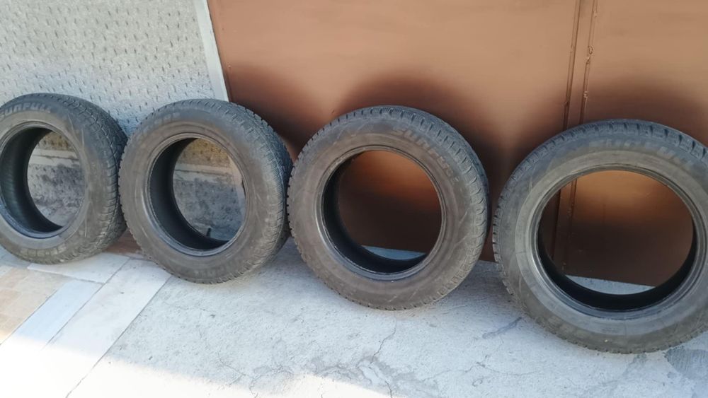Зимни гуми SUNFULL  195/65/15  DOT 2021