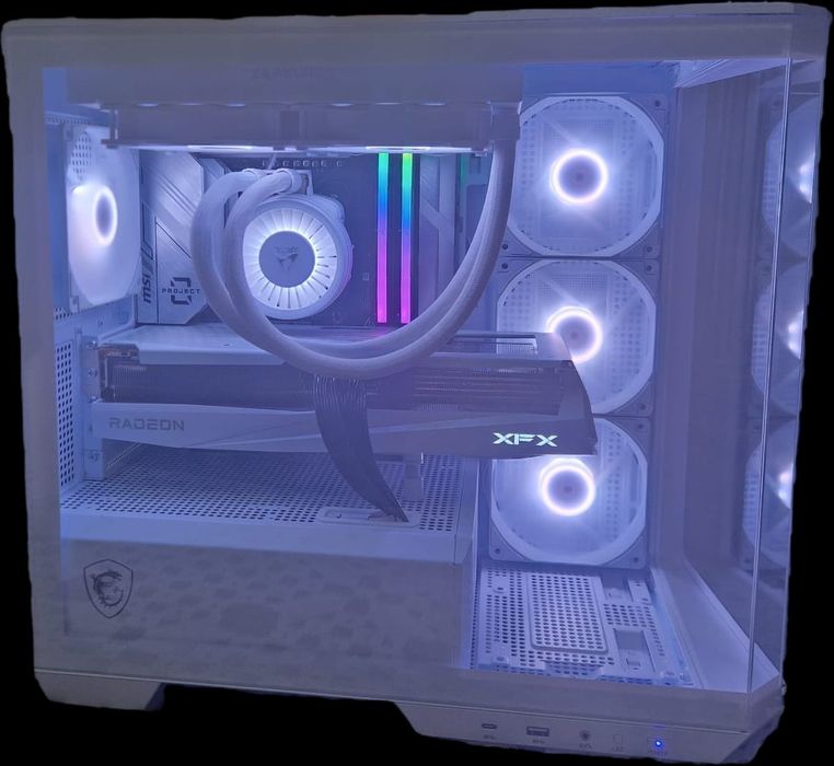 PC Gaming Ryzen 7 7800X3D, RX 9070 XT 16GB, 32GB DDR5 CL30, 1 TB SSD