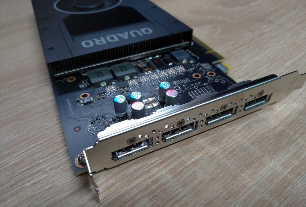 nVidia Quadro P2000 5GB 160 Bit GDDR5, 4xDP, PciE x16