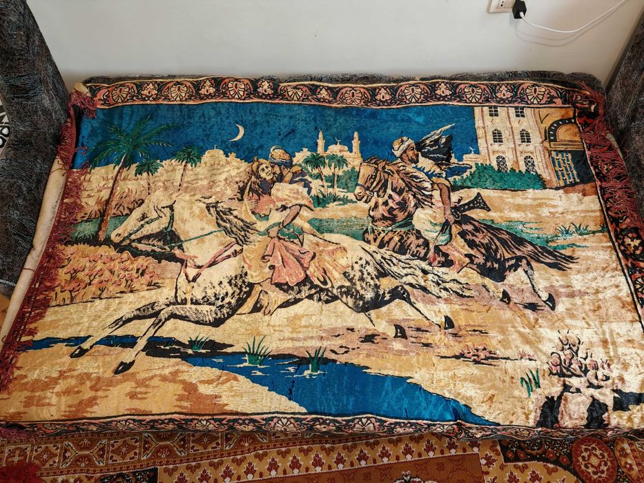 Carpete vechi, Cina cea de taina, Rapirea din Serai, altele