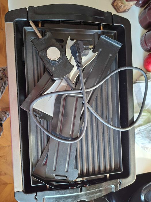 Gratar electric Beko