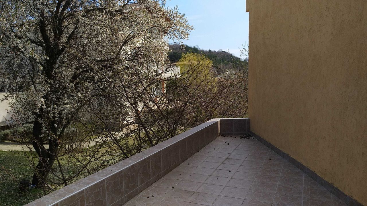 Дава се под наем Къща в к.к. Св.Св. Константин и Елена - 250 кв.м за 1224 € - Снимка #17