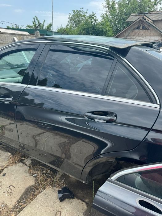 Vând portiere stanga față,spate Mercedes W212 -2013