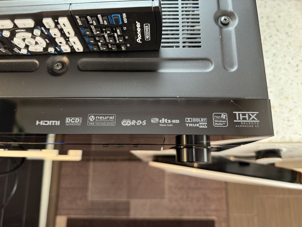 Pioneer VSX-LX70 ресивър
