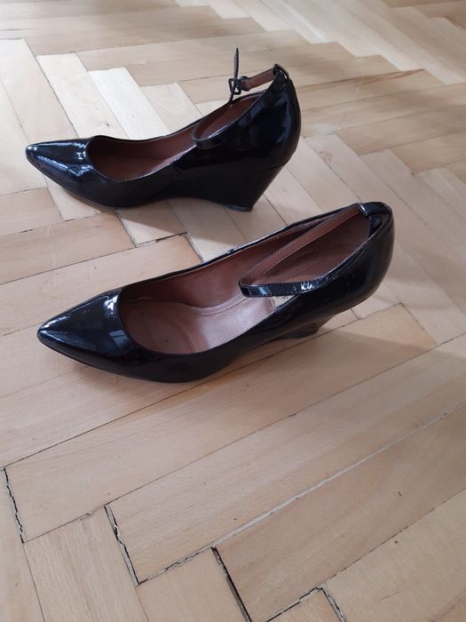 Маркови Gianni, Zara, Sara Pen, Mark Adam, Buffalo London, Tamaris