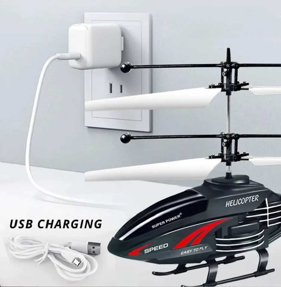 Elicopter cu telecomanda, încărcare USB și lumini LED