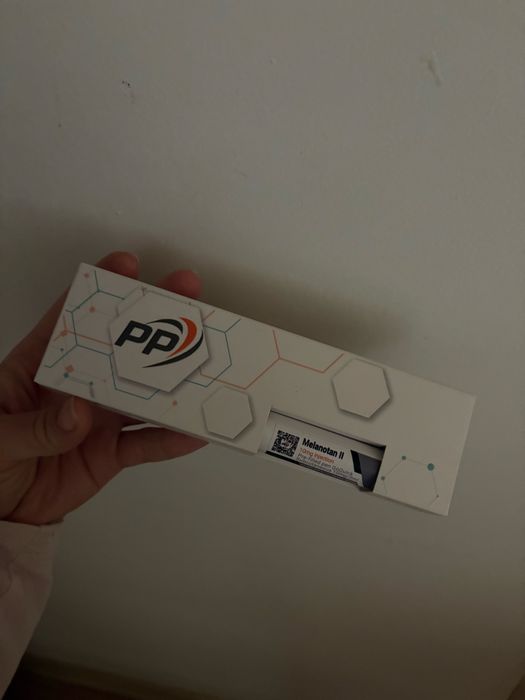 Melanotan 2 pentru bronz