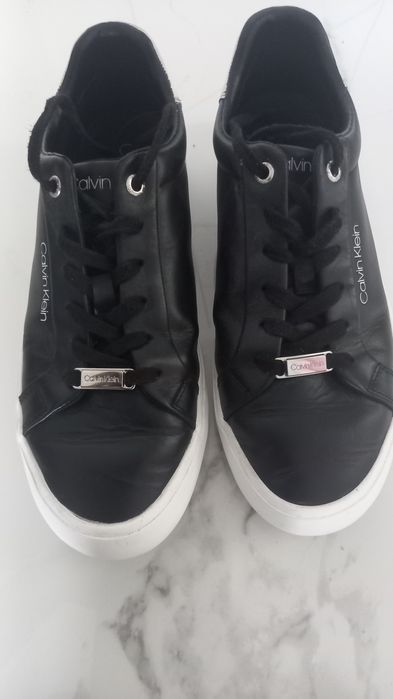 Маратонки calvin klein 40 номер