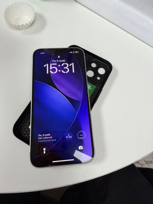 Продам Айфон 14. 128 гб