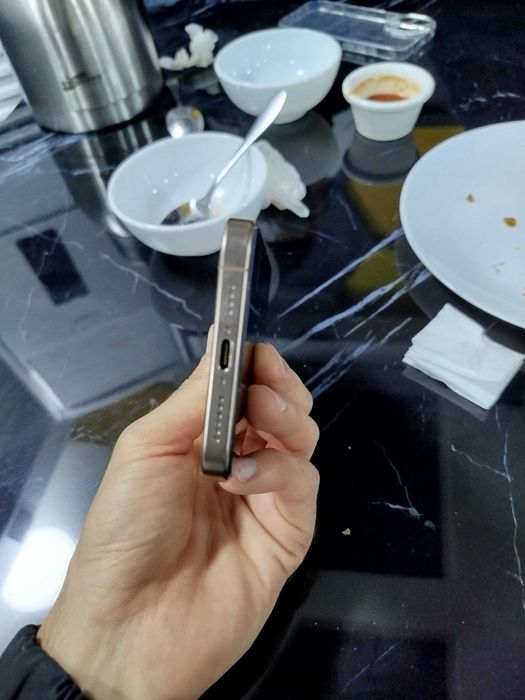 Iphone 16 pro max srochna