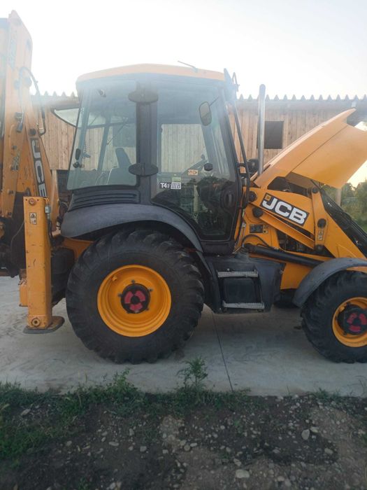 Buldoexcavator Jcb 3Cx