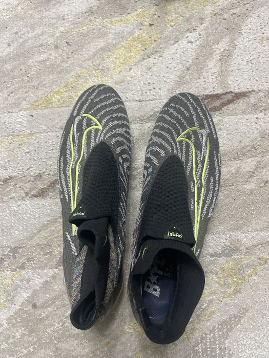 Продам бутсы найк