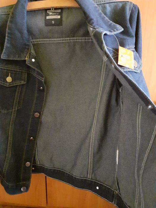 Greaca de blugi noua S