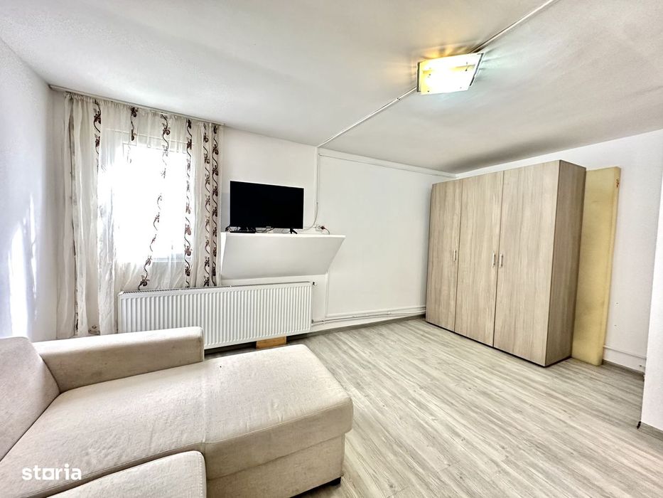 Casă de închiriat în Stupinii – zonă liniștită, aproape de Brașov