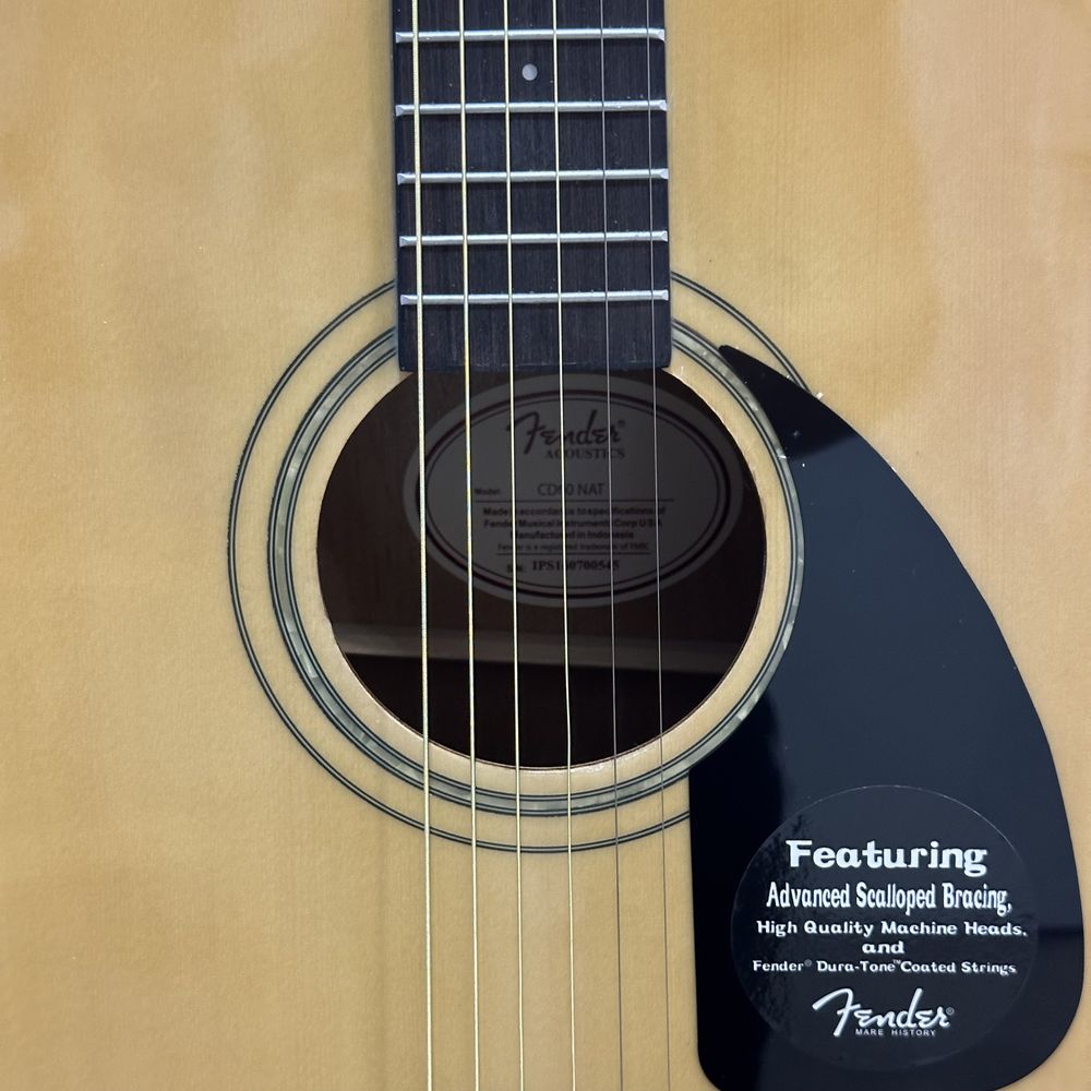 Fender CD60 NAT акустическая гитара