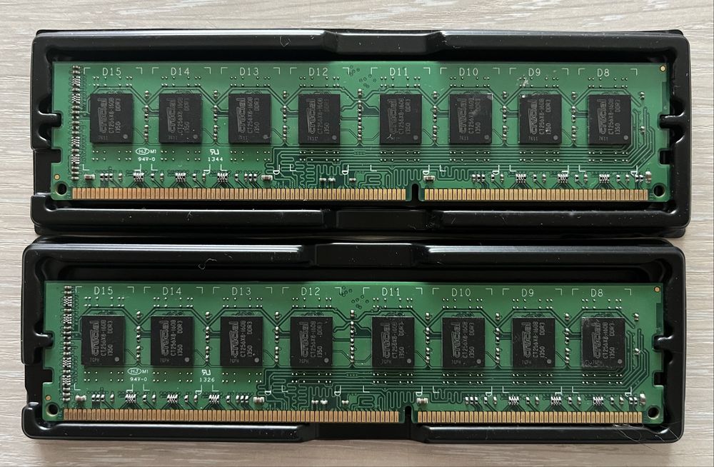 Crucial DDR3 1600 4gb x 2 Kit
