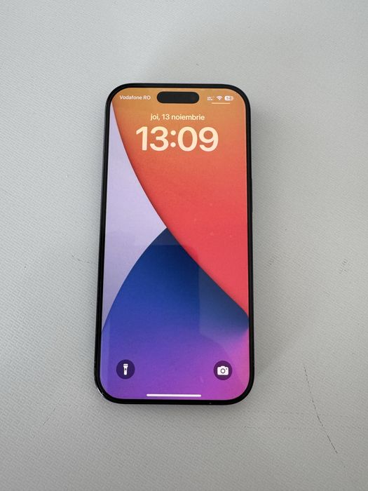 Iphone 16 pro back titanium