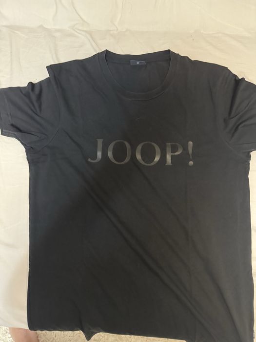 oferta 3 tricouri si un hanorac