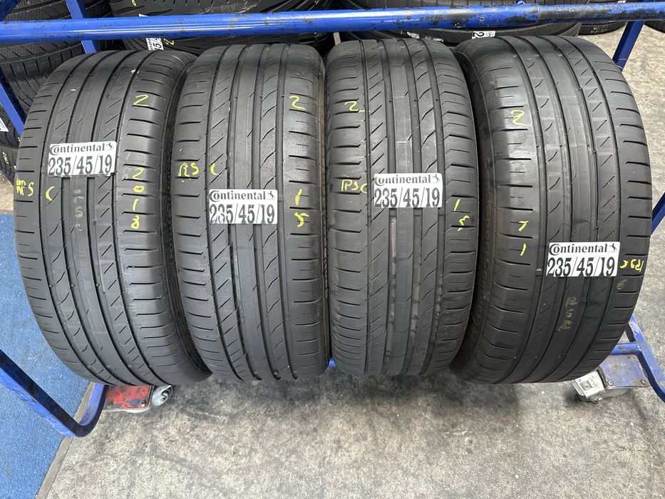 235/45/19 Continental RSC