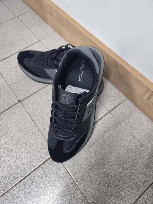 Мъжки маратонки 43