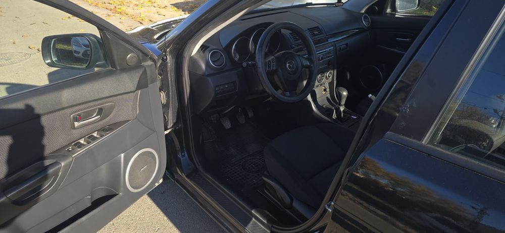 Vând Mazda 3 an 2008