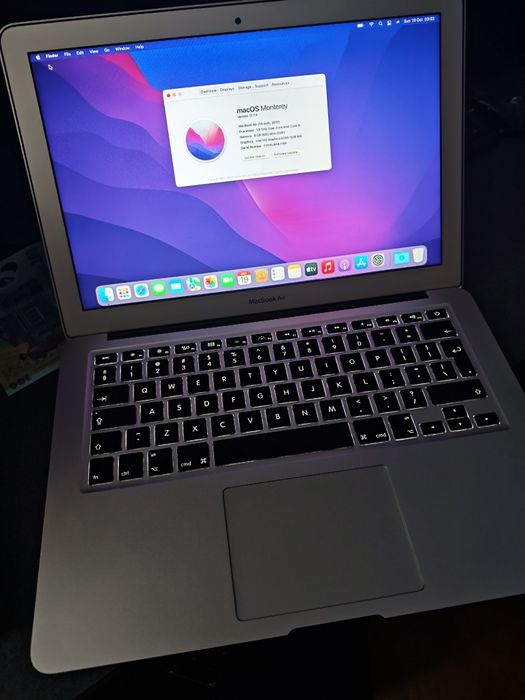 Vând sau Schimb Apple Macbook AIR 2017