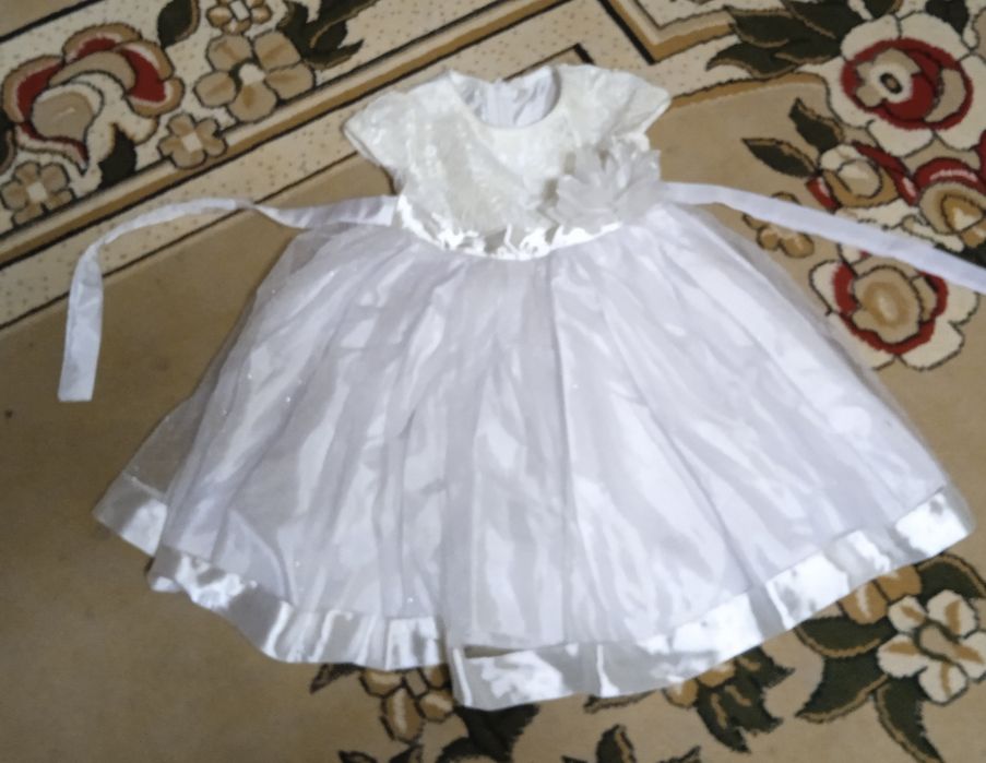 Продаём детское платье