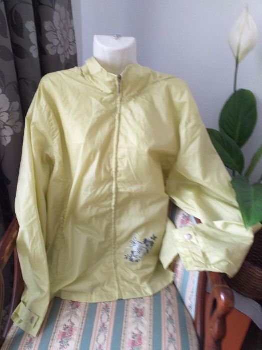 Geaca dama tip sport