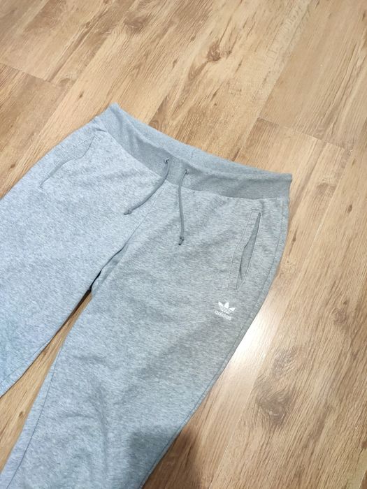 Pantaloni dama Adidas Originals mărimea M