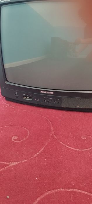 Продаю 2 телевизор DAEWOO.