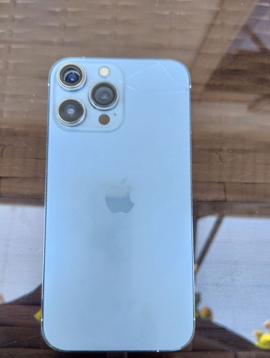 Iphone xr 13 pro korpusida