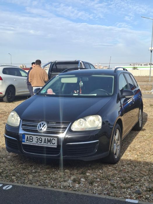 Vând golf 5 ,4 motion