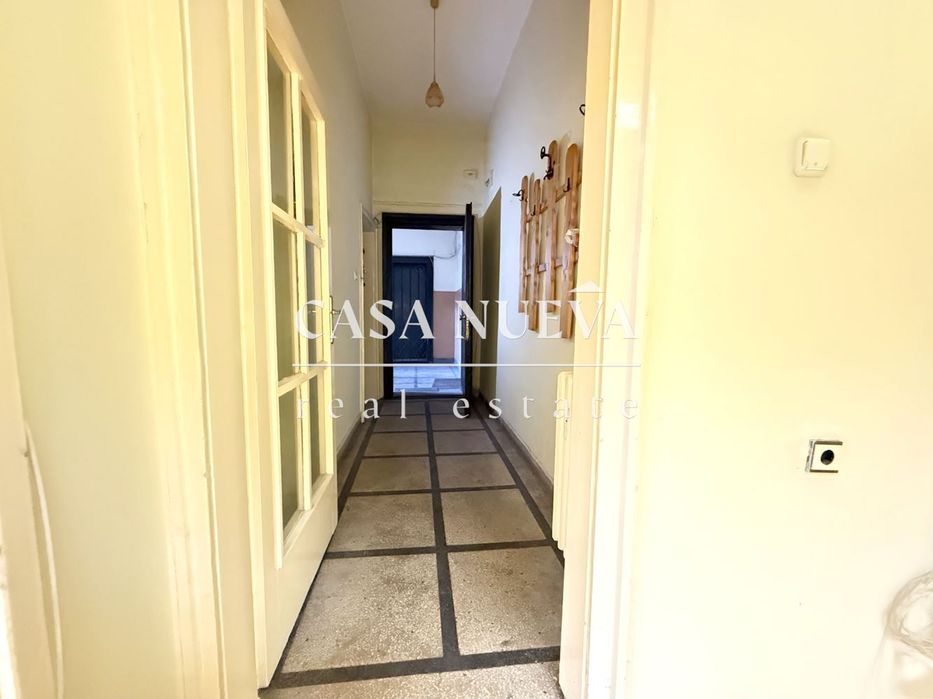 Продава се Тристаен апартамент в София, Център - 78 кв.м за 1210 €/кв.м - Снимка #9