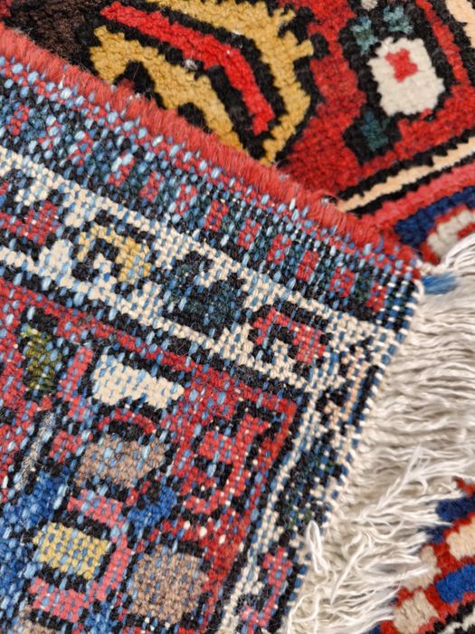 Covor persan Bakhtiari, realizat manual