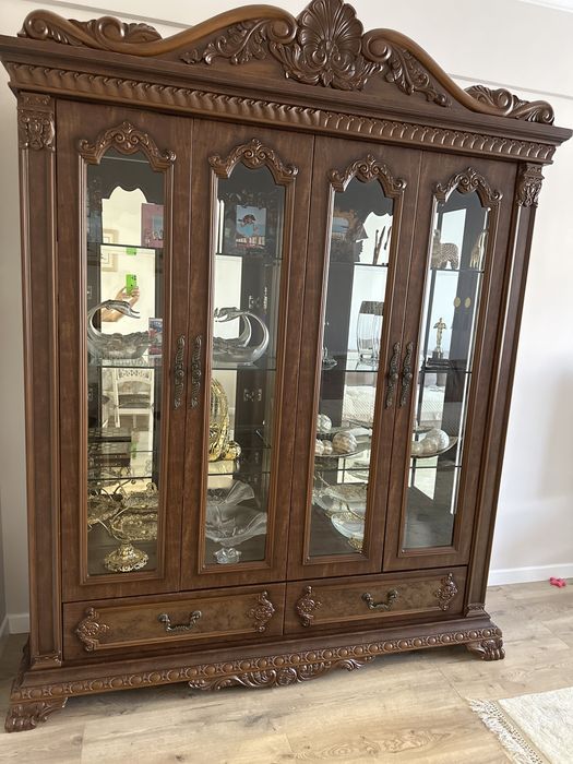 Продам буфет в хорошем состоянии