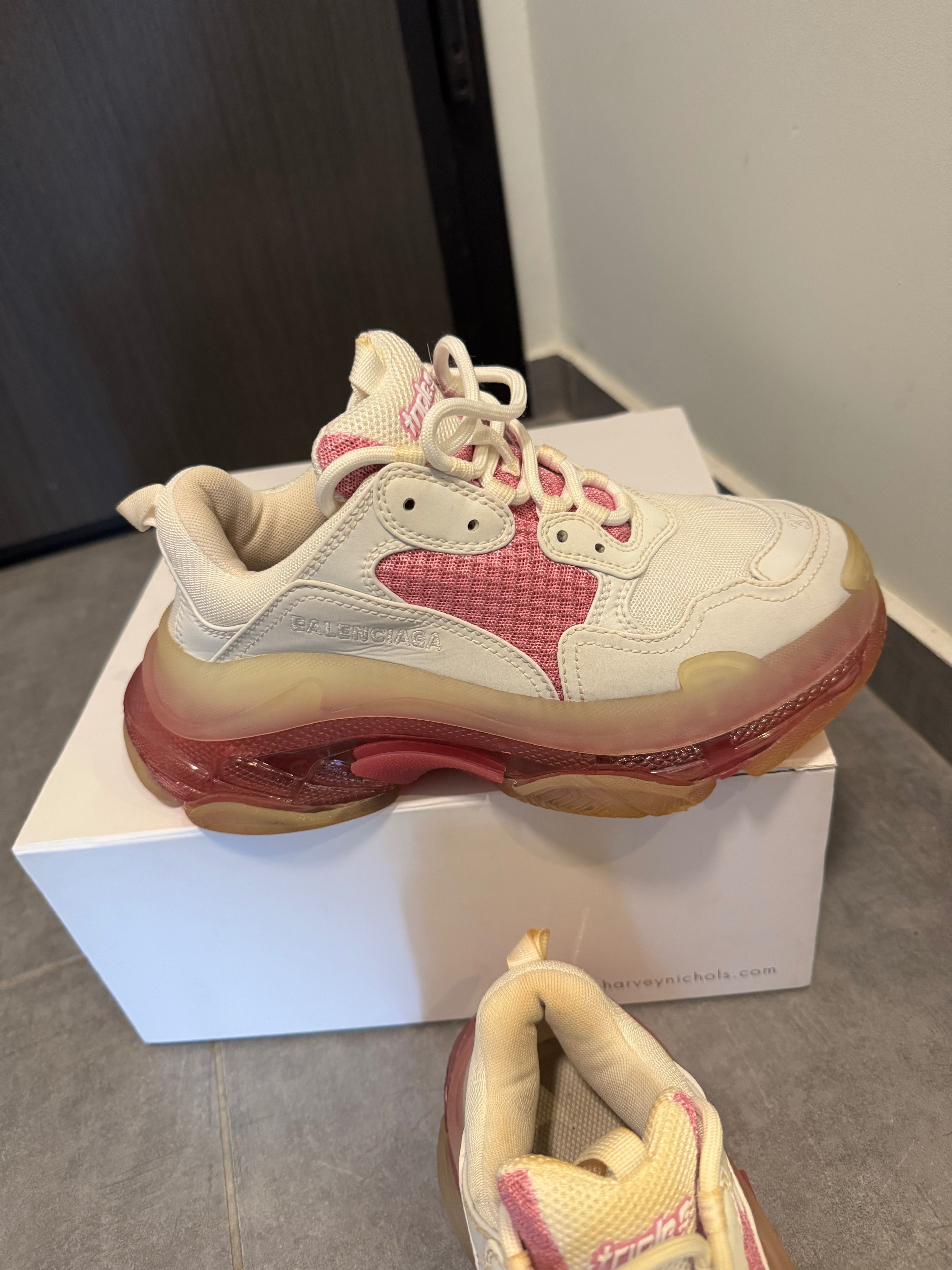 Кецове Balenciaga Triple S 37