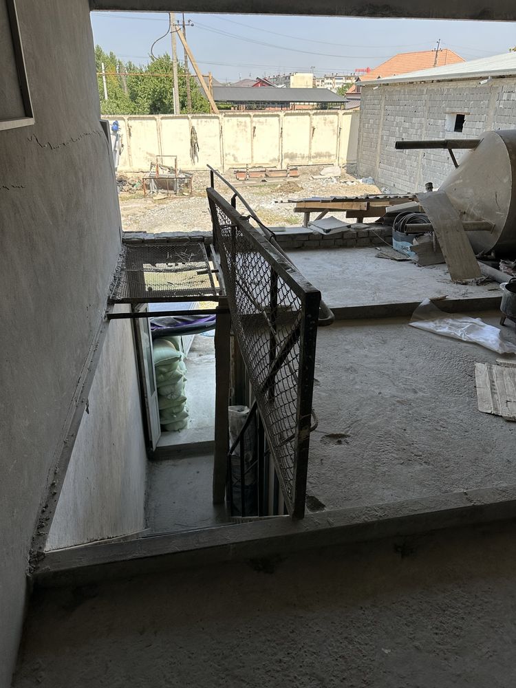 Кичик ишлаб чикариш ёки склад учун арендага берилади