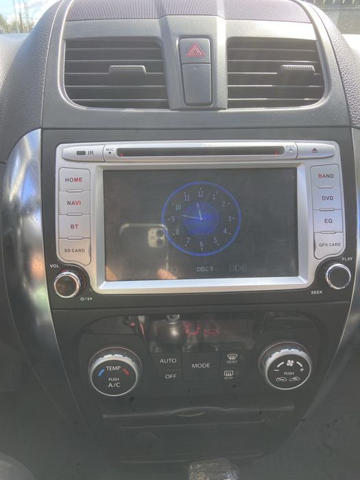 Vând auto Suzuki