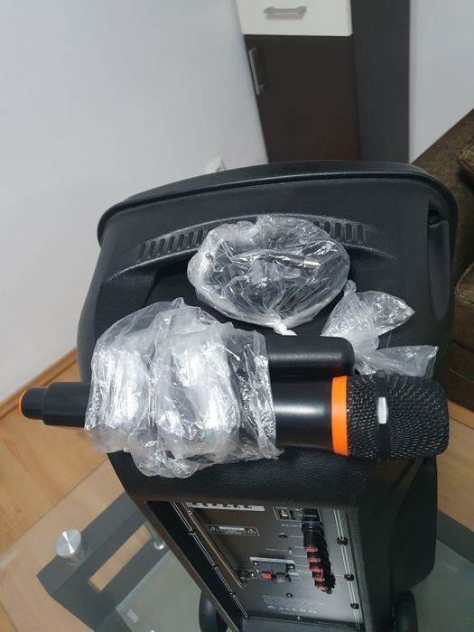 Boxă A Speaker Microfon &Bluethot