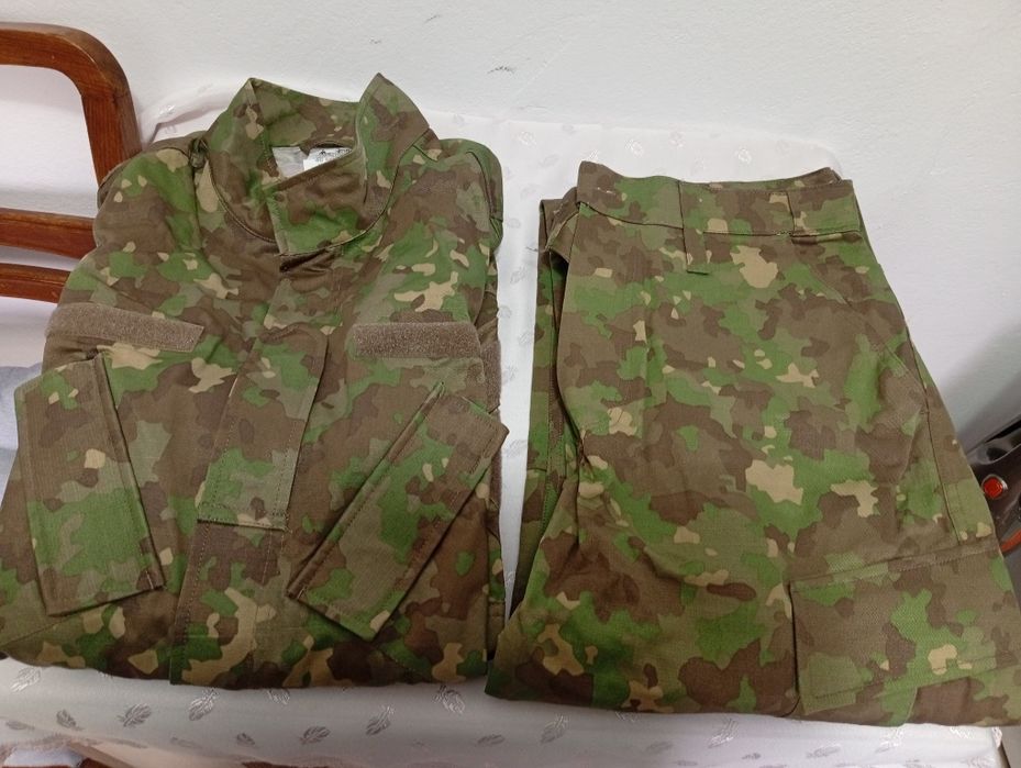 Ținută militară 46-0