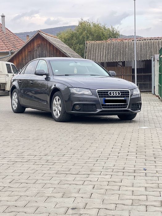 AUDI A4 b8.