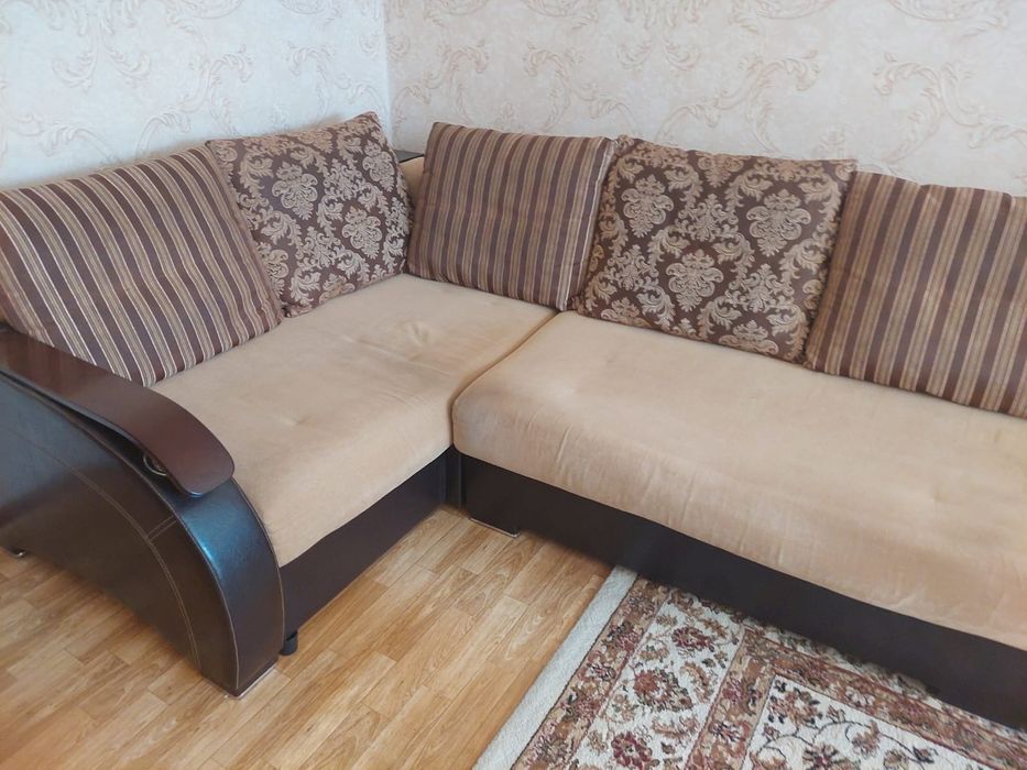 Диван продается в кенту