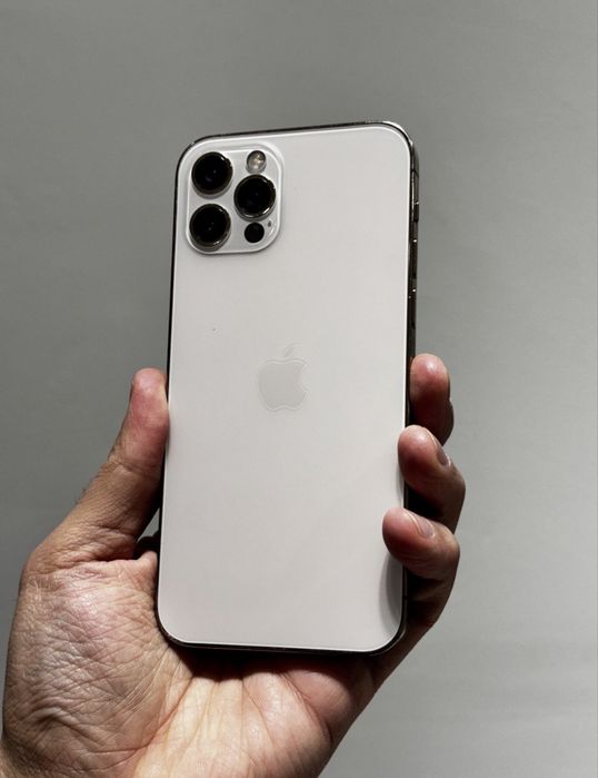 Продам Iphone 12 Pro 128gb