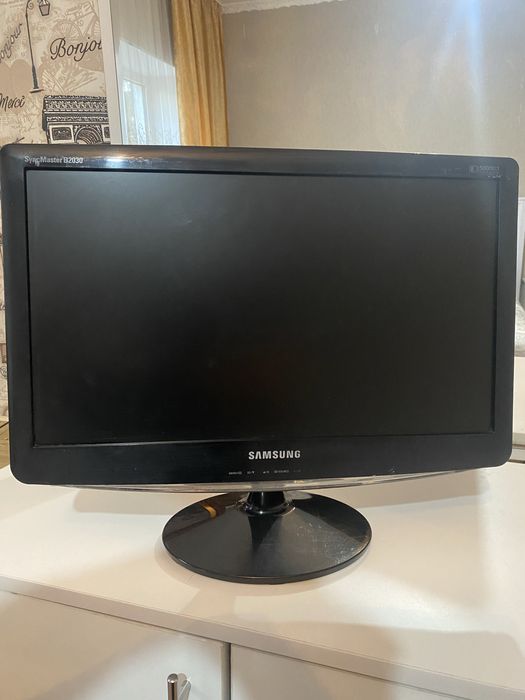 Монитор Samsung