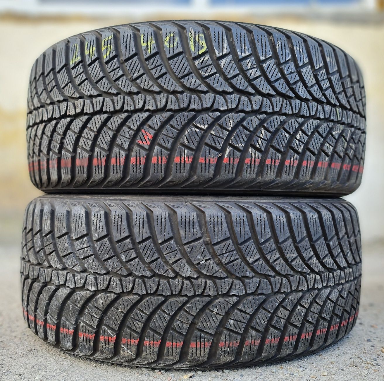 2x 245/40/19 M+S KUMHO PROFIL 9.8MM DOT 2018 Stare ca noi