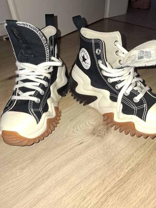 Converse Run Star Motion
