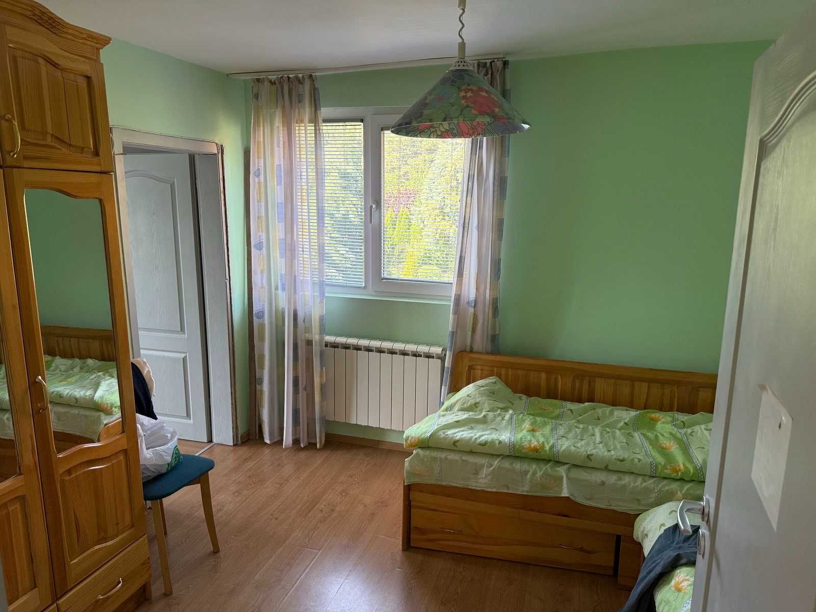 Продава КЪЩА
област София, в.з.Ярема