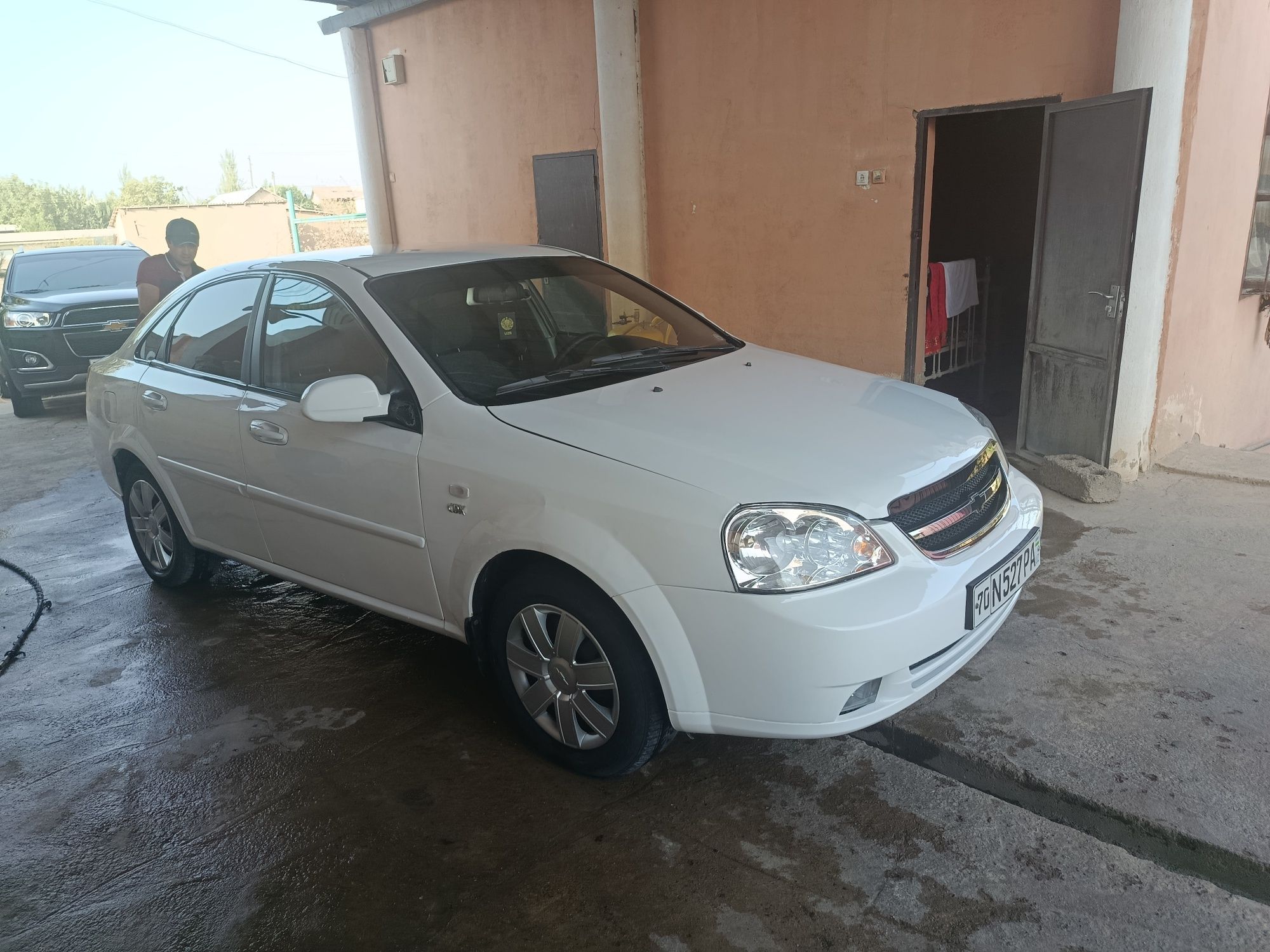 Lasetti 1.8 metani bor