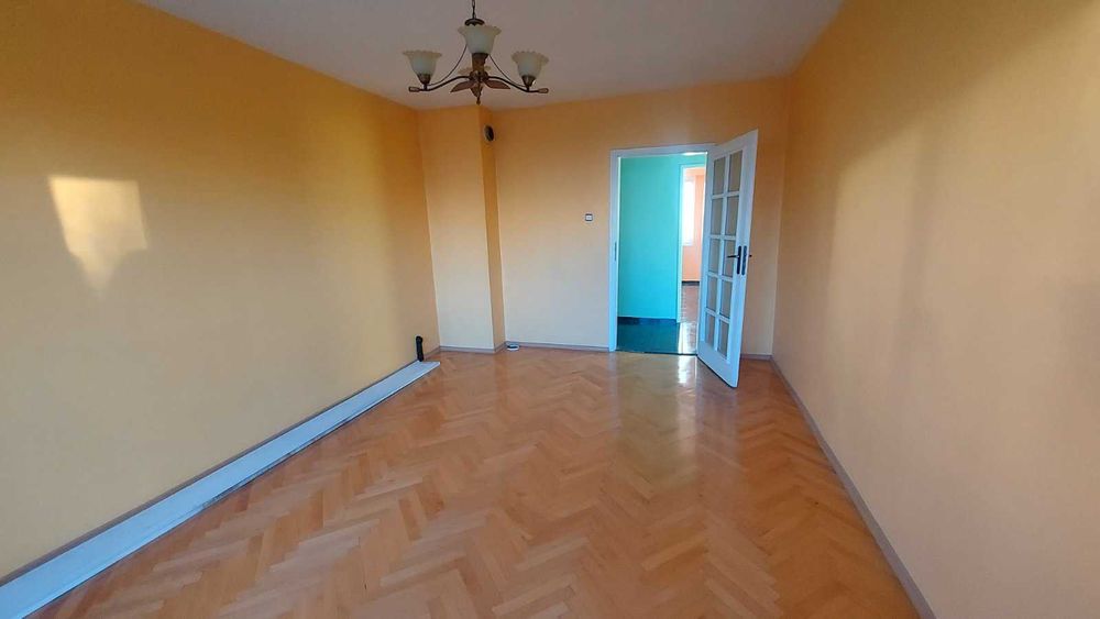 Тристаен апартамент за продажба в кв. Орфей - гр. Хасково